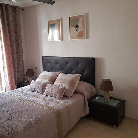Apartamento Montegolf Con Terraza Privada Los Dolses Luaran gambar