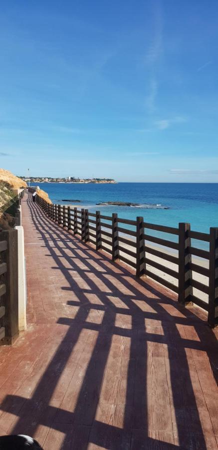 Apartamento Montegolf Con Terraza Privada Los Dolses Luaran gambar