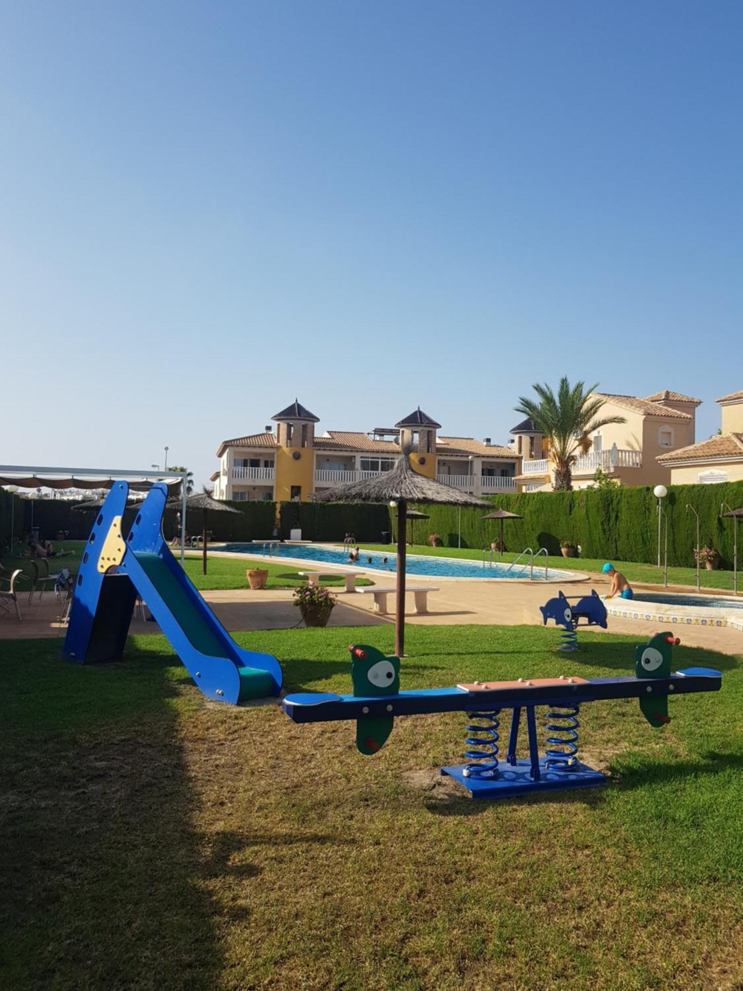 Apartamento Montegolf Con Terraza Privada Los Dolses Luaran gambar