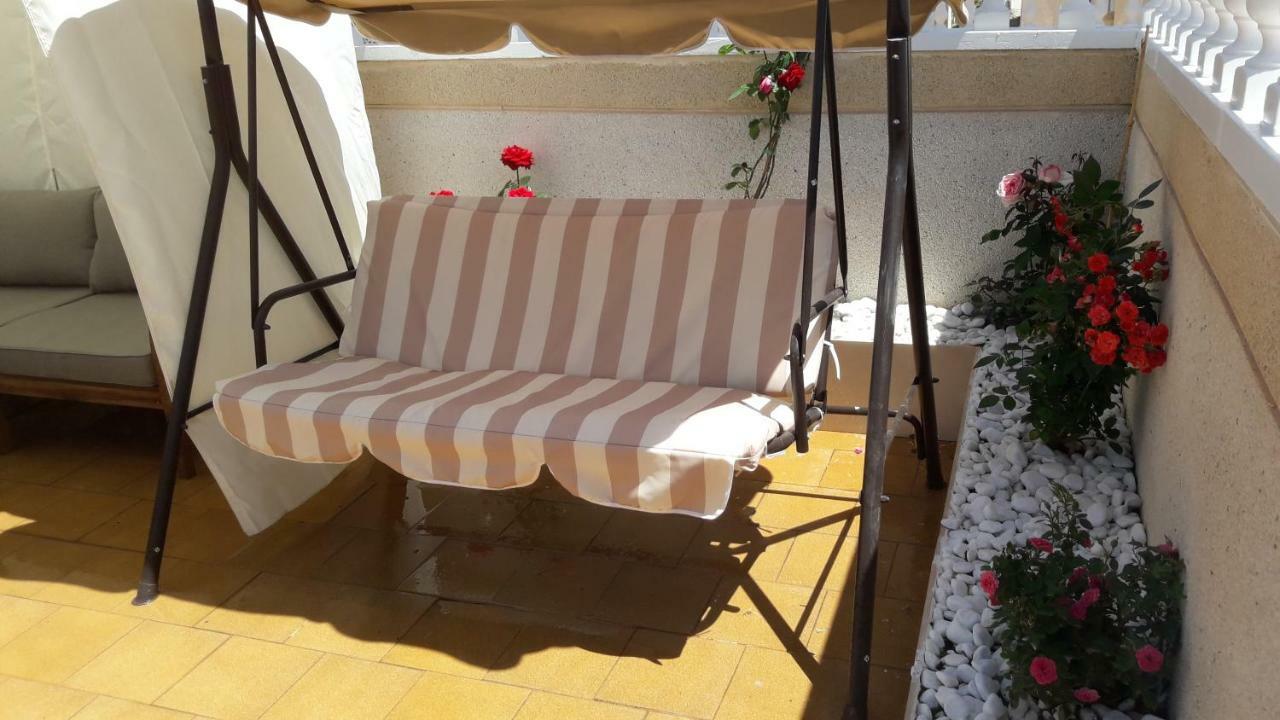Apartamento Montegolf Con Terraza Privada Los Dolses Luaran gambar